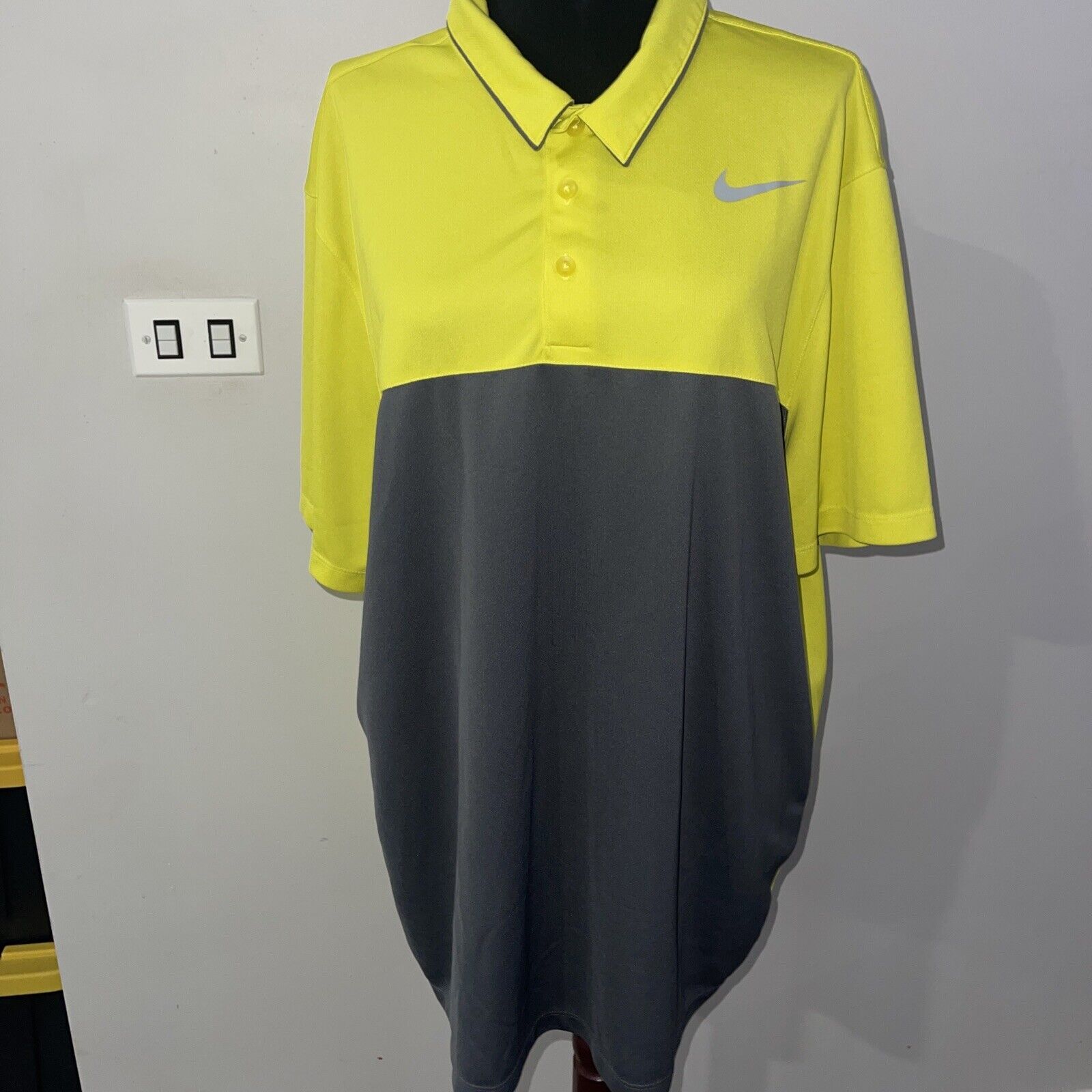 Mens Nike Golf Polo Shirt Xl Yellow Athletic Mm32